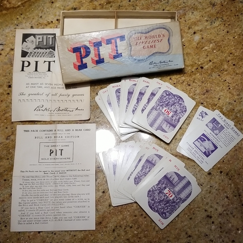 Parker Brothers Worlds Liveliest card game party pastime. 1947 Edition.